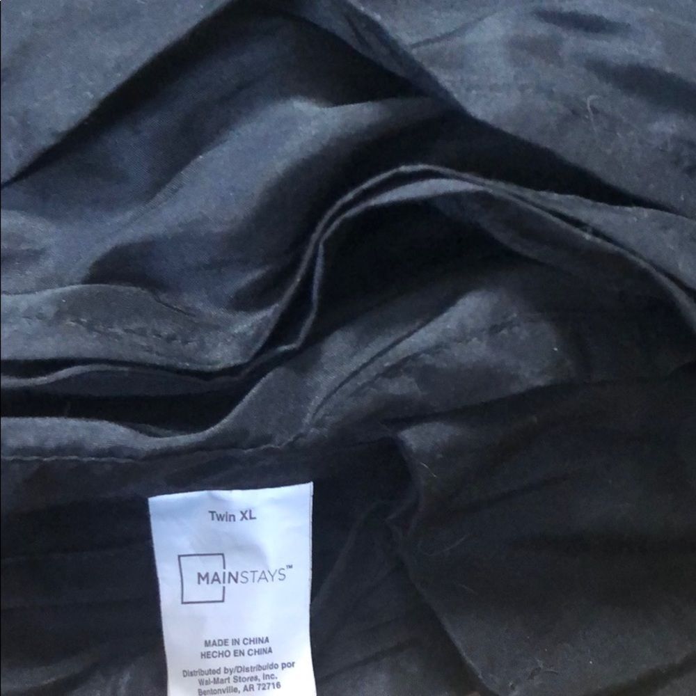 Black flat sheet satiny. Twin extra large